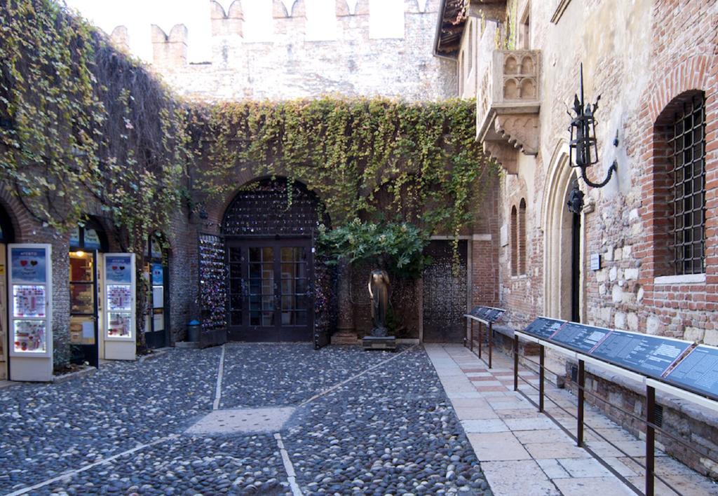 Italianflat - Palazzo Rizzardi Apartamento Verona Exterior foto